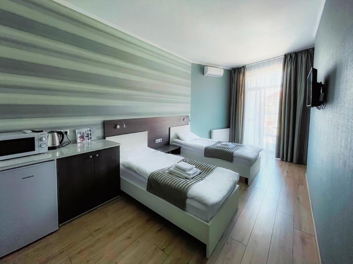 Sealine Apart-Hotel Одеса Екстериор снимка